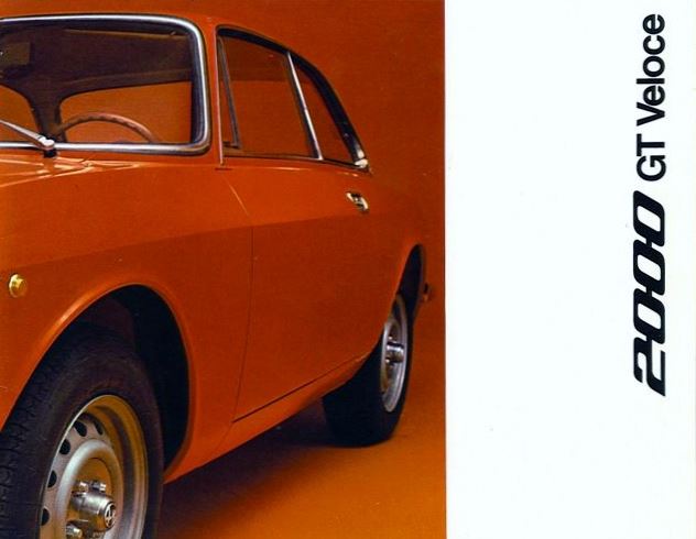 Nouveau avec un Bertone backdating - Page 2 Alfa-Romeo-2000-GT-Veloce-Pub-02