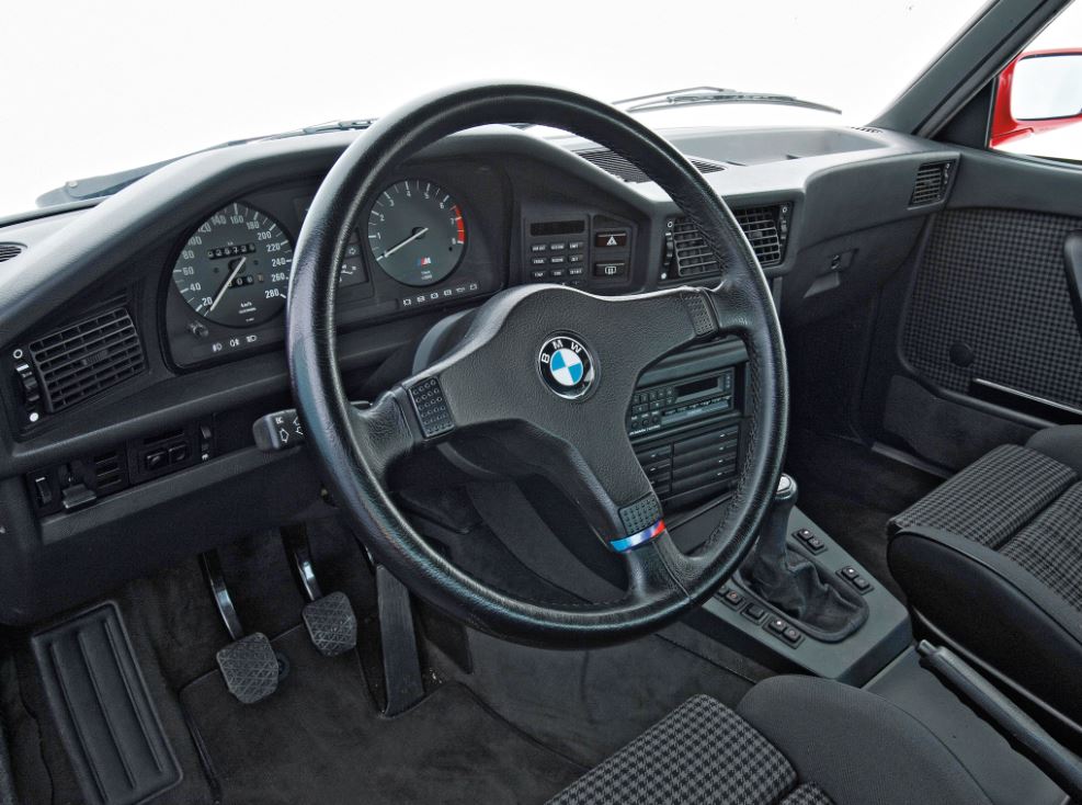 Bmw M5 Tableau De Bord Echoretro